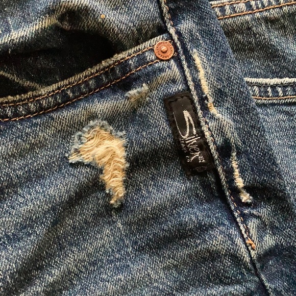 Silver Jeans - Picture 4 of 5